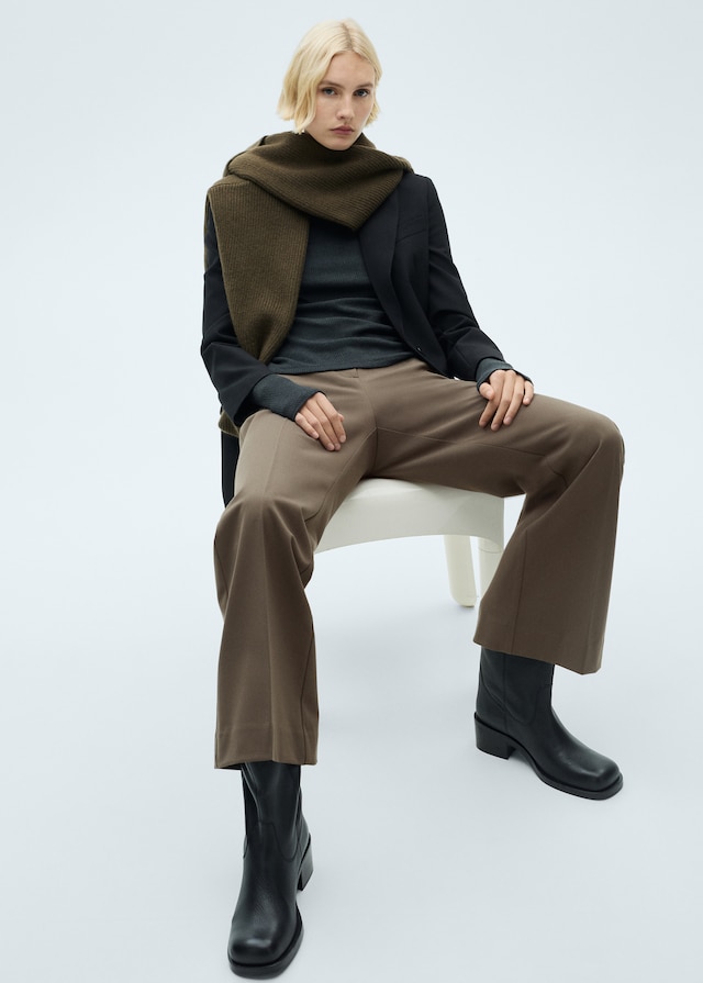 Mango Flared Hose mit mittelhohem Bund Nur noch ein Tag übrig