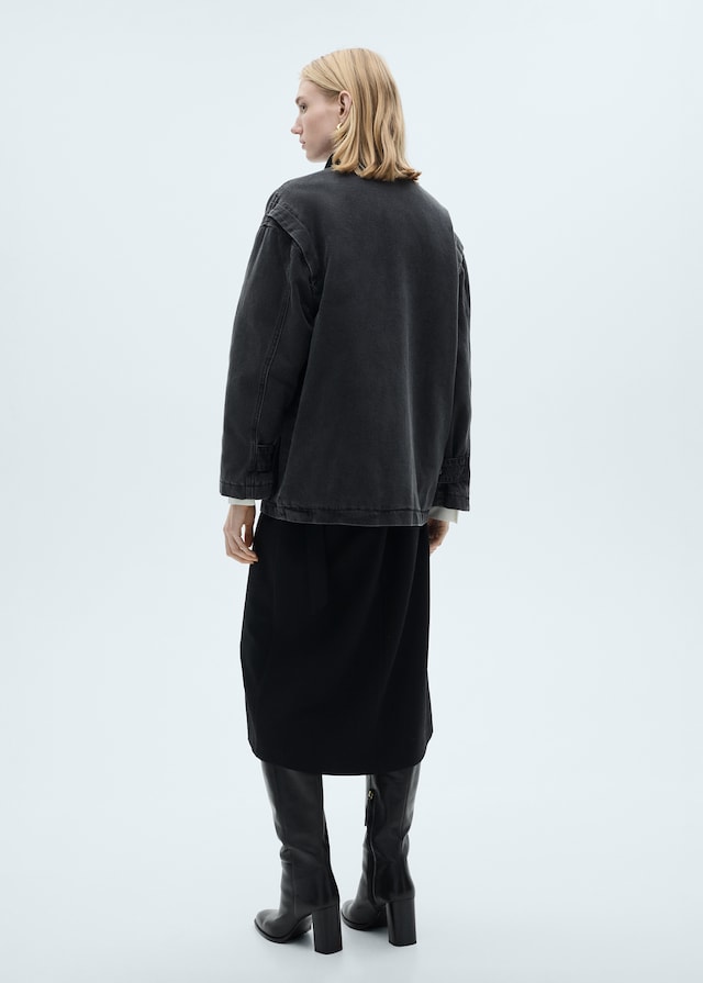 Mango Jacke mit Taschen und Cordkragen im Angebot