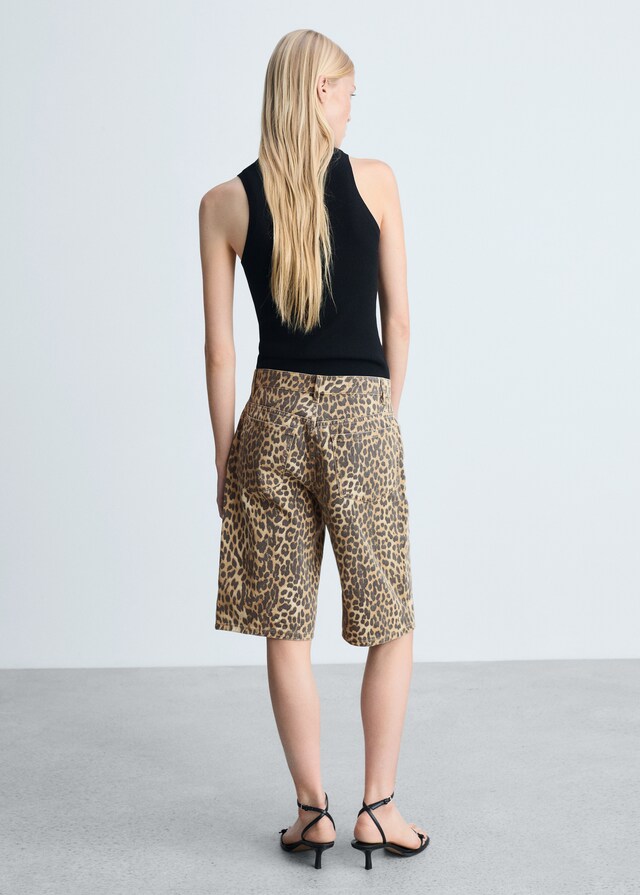 Mango Bermudashorts mit hoher Taille und Leopardenmuster Vatertagsangebot