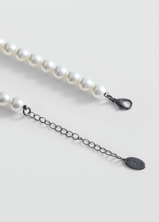 Mango Kette mit verschiedenen Perlen Super Sparpreis