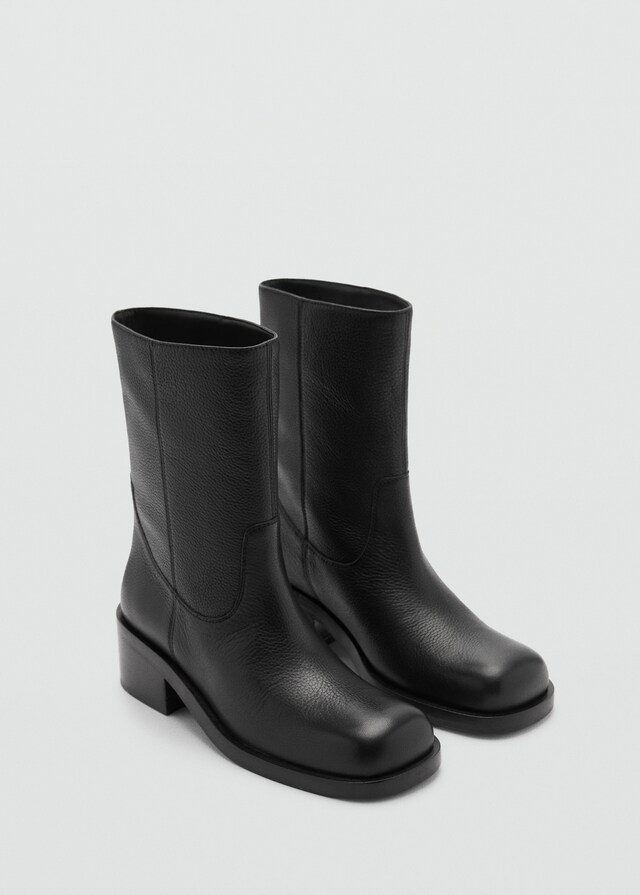 Mango Lederstiefelette mit Karrée-Spitze zollfrei