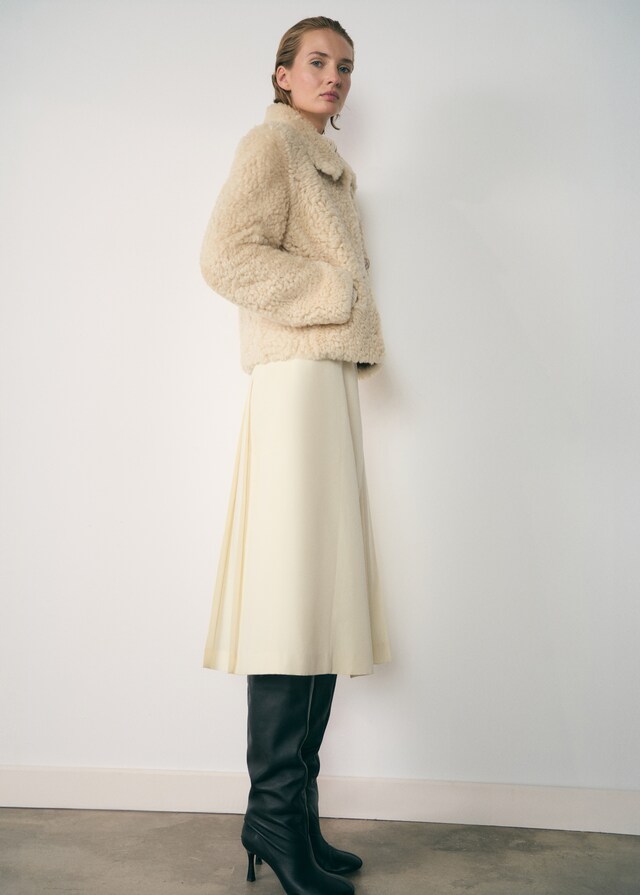 Mango Schafsfellmantel Outlet