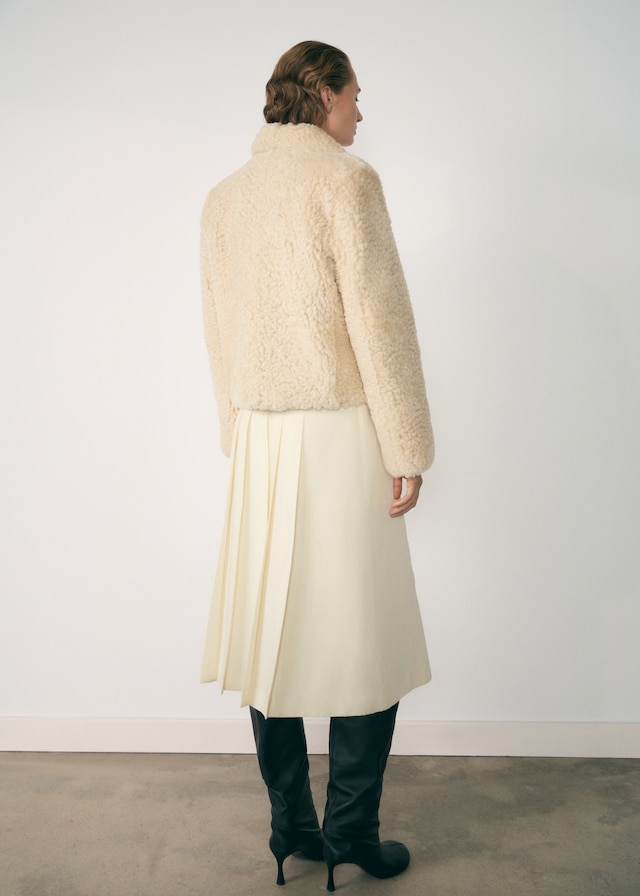 Mango Schafsfellmantel Outlet