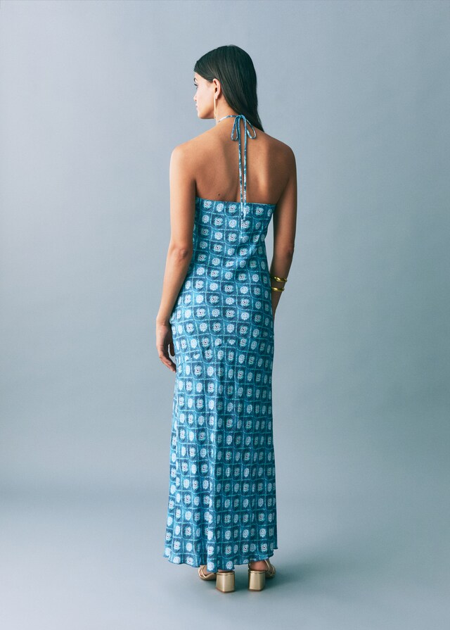 Mango Kleid mit Halfterkragen Große Rabatte