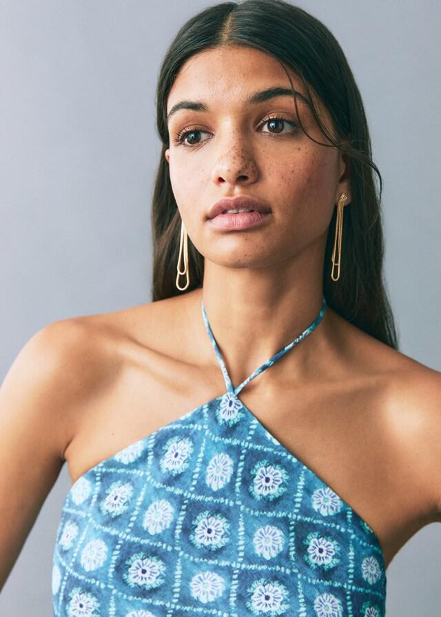 Mango Kleid mit Halfterkragen Große Rabatte
