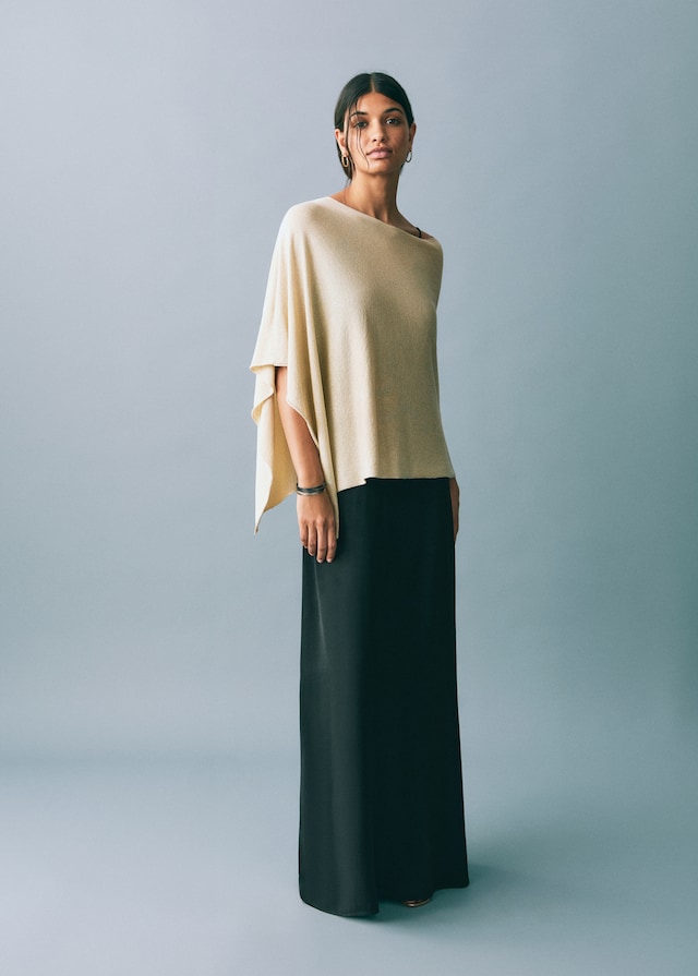 Mango Strickcape aus Lurex Letzter Tag