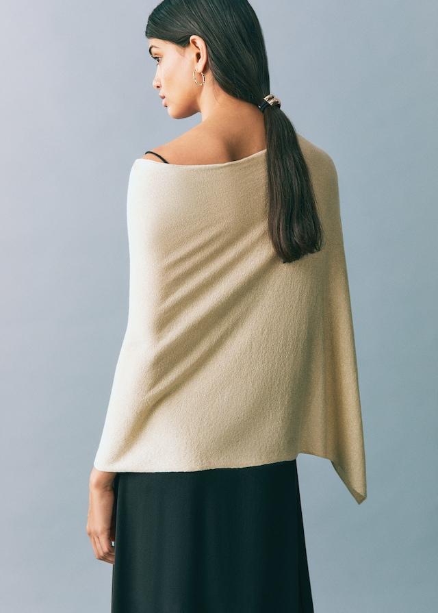 Mango Strickcape aus Lurex Letzter Tag