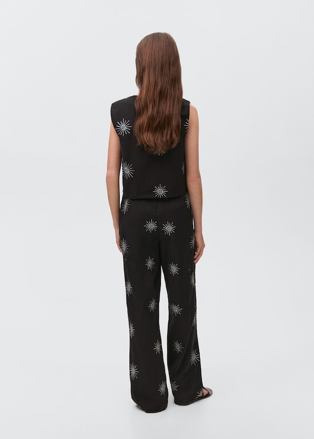 Mango Lange Hose mit Stickdetails 50% Rabatt für begrenzte Zeit