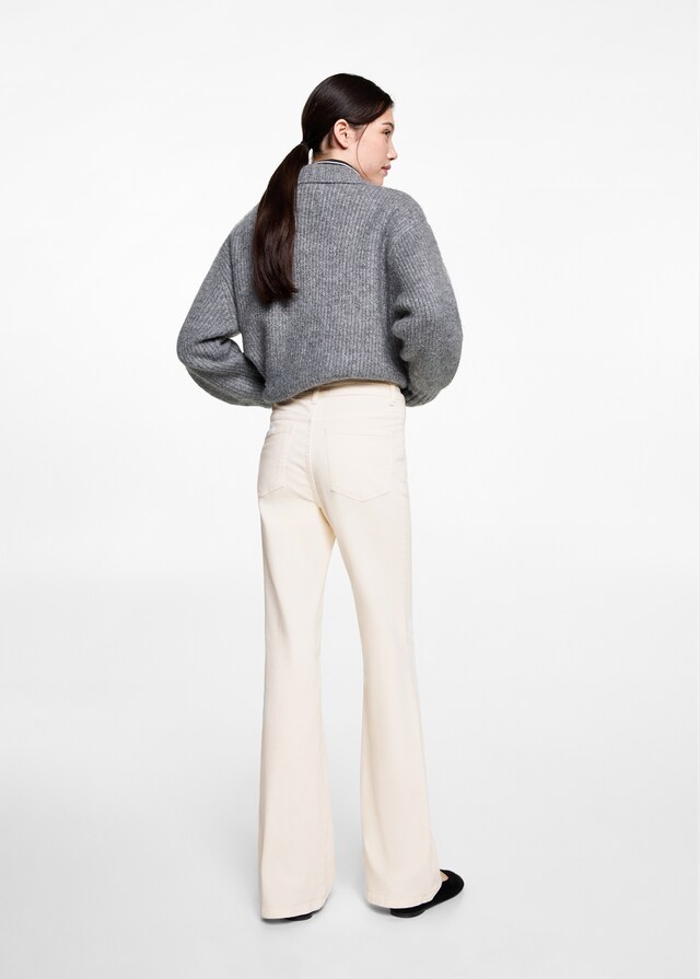 Mango Flared Jeans mit Taschen Preisnachlass