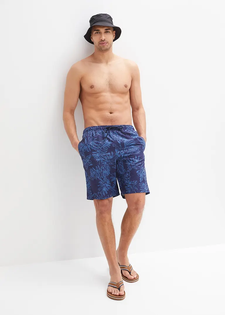 bonprix Sportliche Badeshorts mit modischem Druck - blau Super Sparpreis