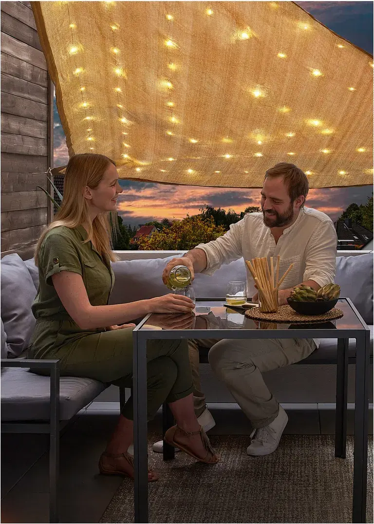 bonprix Idealer Schattenspender mit romantischer Beleuchtung - beige Vatertagsangebot